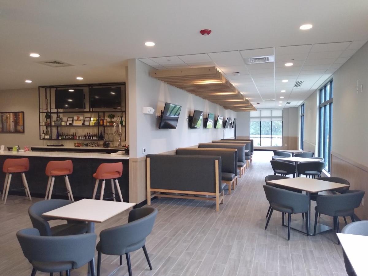 Hotel - Kansas - Northeast By Ihg Kansas City